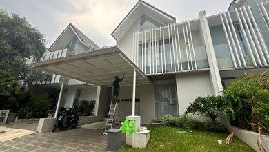 Rumah Siap Tempat dengan LT m2 Semi Furnished