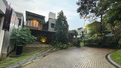 Hunian Mewah di Kawasan Bintaro, Tangerang Selatan, LB 250m², Harga 5,5 Miliar