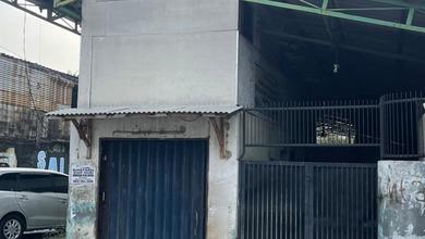Dijual Gudang Ruang Usaha Strategis Depan Stasiun di Bojong Gede Bogor Jawa Barat