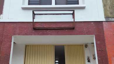 Ruko Depan Pemda Tiga Raksa