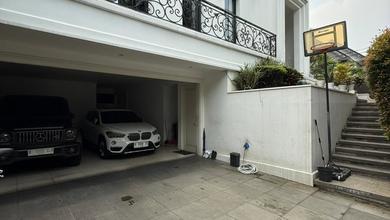 Rumah Area Premium Kebayoran Baru, Jakarta Selatan - Harga Menarik 30 Miliar