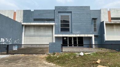 Jual Cepat Gudang Taman Tekno Bsd City Tangerang Selatan Gudang di BSD 250 m² Unfurnished