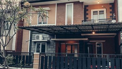 Penawaran Langka, rumah Prestisius di BSD Anggrek Loka, Tangerang, LB 250m²