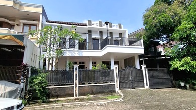 Hunian Prestisius di Kawasan Rempoa, Tangerang, LB 250m², Harga 2,9 Miliar