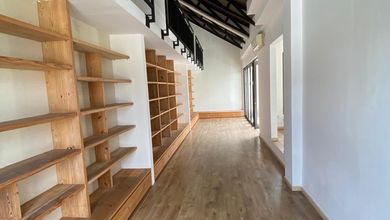 For Sale rumah Mewah di Gading Serpong Serenade Lake, Tangerang - LT 180m²