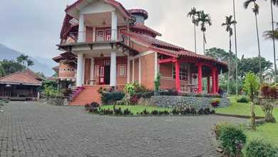 Di Jual Villa 2 Lantai Di Cisarua Bogor - 10 Menit Dari Hotel Safari Garden - Shm On Hand