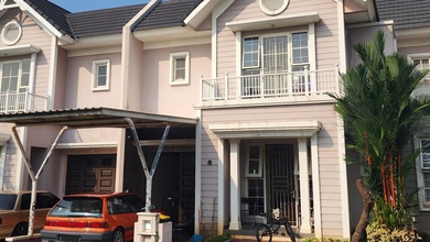 Jual Rumah Cantik Luas 200 m2 di Suvarna Sutera, Tangerang