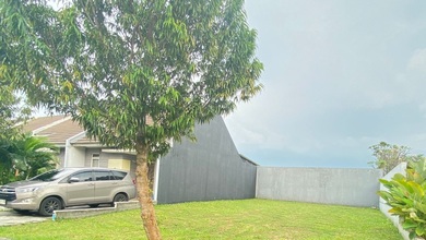 Jual Tanah di Cluster Suvarna Sutera Pemandangan Danau dan Taman