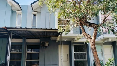 Rumah premium dengan Luas 102 m2 Daerah Suvarna Sutera, Tangerang