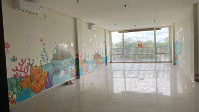 Ruko 3 LT di Terrace 8 Depan Pasar 8 Suvarna Sutera Tangerang 1K90004J