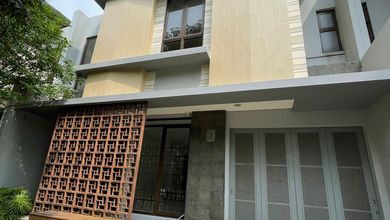 Rumah Area Luxury BSD City, Tangerang - Harga Terbaik 3,6 Miliar