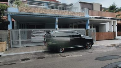 Hunian Elegan di Karawaci, Tangerang, 4 Kamar Tidur, LT 180m²