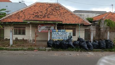 Rumah Area Premium Tangerang Kota, Tangerang - Harga Terbaik 5 Miliar