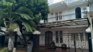 Hunian Mewah di Modernland, Tangerang, 5 Kamar Tidur, LT 240m²