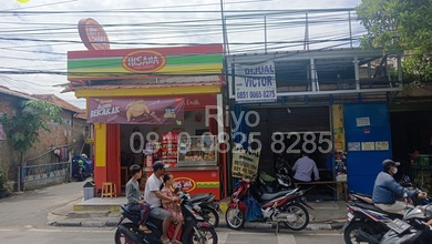 Ruang usaha di Alur Laut Rawa Badak Selatan , Jakarta Utara Butuh Renovasi