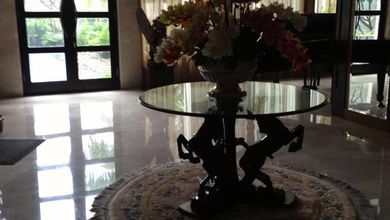 Rumah Mewah di Ciputat Timur, Tangerang Selatan, 6 Kamar Tidur, LT 1500m²