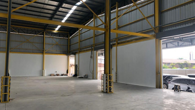 gudang Pluit penjaringan masih bagus dan rapi hadap utara luas tanah 10rb meter