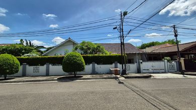 Penawaran Langka, rumah Prestisius di Kayu Putih, Jakarta Timur, LB 280m²