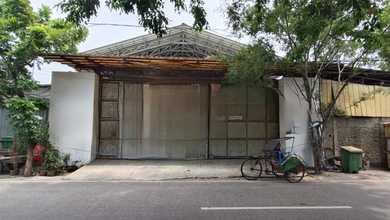 gudang area koja tanjung priok luas 989m seridikat hak milik hadap selatan