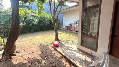 Kesempatan Eksklusif, rumah Mewah di Kebon Jeruk, Jakarta Barat, LB 894m²