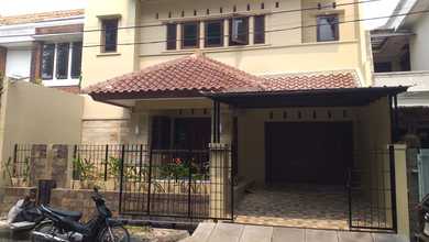 Hunian Elegan di Lebak Bulus, Jakarta Selatan, 5 KT, LT 210m²