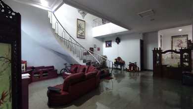 Rumah Area Luxury Penjaringan, Jakarta Utara - Harga Menarik 12 Miliar