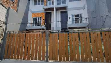 Dijual Rumah Nyaman di Tambora, Jakarta Barat - LT 75m²
