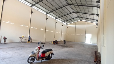 Gudang luas tanah 2000m² di jl. Kalibaru kec. Pakuhaji kab. Tangerang