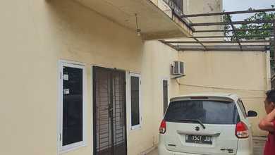 Kesempatan Rumah di Kosambi, Tangerang, LB 300m², Harga 900 Juta