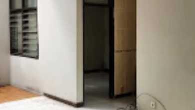 Jual Rumah Strategis di Serpong Utara, Tangerang Selatan - LT 180m²