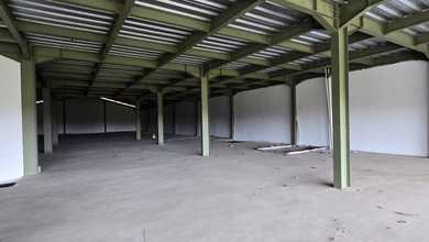 Gudang baru 3 lantai luas tanah 2790m² kawasan industri pergudangan Laksana Business Park kec. Pakuhaji kab. Tangerang