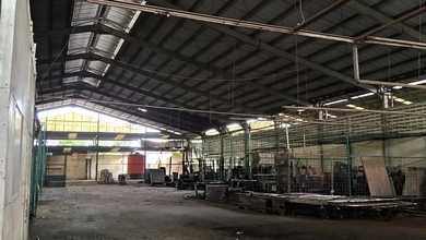Gudang ex pabrik luas tanah 8000m² di jl. Moh Toha kec. Periuk Tangerang