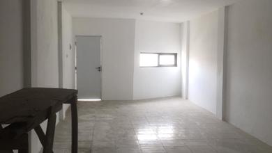 Ruko baru 3,5 lantai luas tanah 86m² di jl. raya Jembatan Lima Jak bar