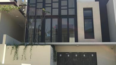 Rumah Area Premium BSD, Tangerang - Harga Menarik 7 Miliar