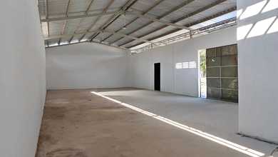 Gudang luas tanah 1400m² full renovasi di jl. Bitung Jaya kec. Cikupa Tangerang