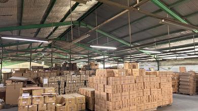 Gudang 2 lantai luas tanah 660m² ada lift barang dalam komplek pergudangan di jl. Tegal Alur kec. Cengkareng Jak-Bar