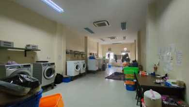 Ruko 4 lantai siap huni luas tanah 110m² ada lift di jl. Muara Karang Jak Ut