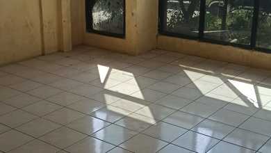 Ruko 3 gandeng 2 lantai luas tanah 180m² posisi hook di jl. raya Perancis Dadap kab. Tangerang