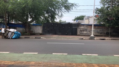 Tanah Komersial Pinggir Jalan Raya Daerah Kedoya Selatan