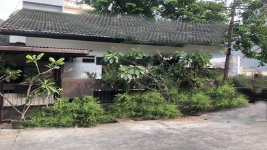 Penawaran Eksklusif, rumah Prestisius di Jelambar, Jakarta Barat, LB 400m²