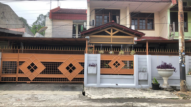 Hunian Elegan di Kembangan, Jakarta Barat, 5 Kamar Tidur, LT 394m²