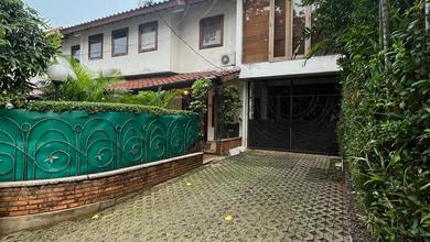 Kesempatan Eksklusif, rumah Mewah di Fatmawati, Jakarta Selatan, LB 320m²