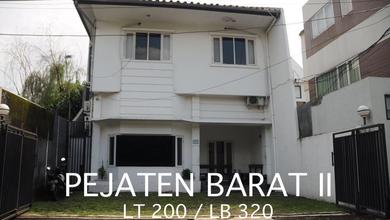 Rumah Area Premium Kemang, Jakarta Selatan - Harga Terbaik 5,2 Miliar