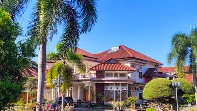 Rumah Mewah di Ciawigebang, Kuningan, 8 Kamar Tidur, LT 9140m²