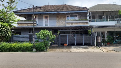 Penawaran Langka, rumah Prestisius di Bintaro, Jakarta Selatan, LB 180m²