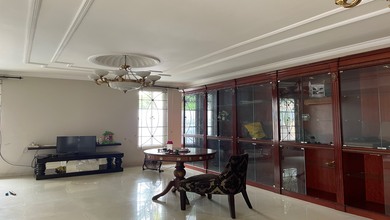 Penawaran Langka, rumah Prestisius di Kebayoran Baru, Jakarta Selatan, LB 400m²