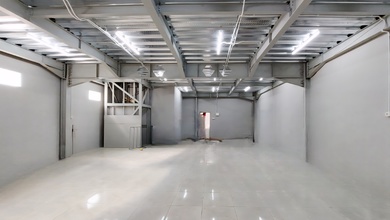 Gudang Elang Laut Pik, Murah, Mixed Use, 3 Lantai Cor, 9x20, Ada Office, Lift, Rapi Siap Pakai