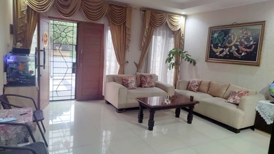 Hunian Mewah di Kawasan Taman Palem, Jakarta Barat, LB 220m², Harga 3,7 Miliar