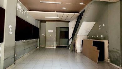 RUKO CORDOBA PIK, 4.5x12.5, HADAP SELATAN, MURAH.