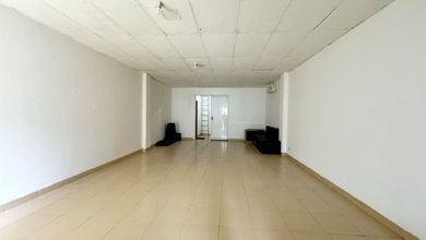 RUKO BUSINESS PARK KEBON JERUK, DEKAT PURI, PARKIR LUAS.